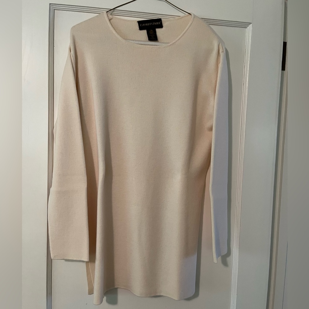 Vintage Classiques Entier women’s Merino wool sweater